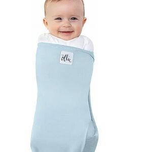 Ollie Baby Swaddle in Blue